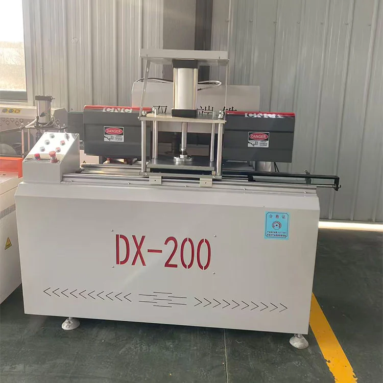 Linie de producție din aluminiu cu freza termică cu tăiere dublă cu 4+2 axe